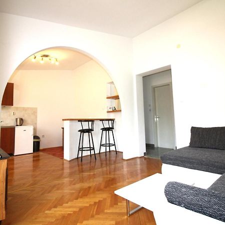 Makarska Centre & Free Private Parking Appartement Buitenkant foto