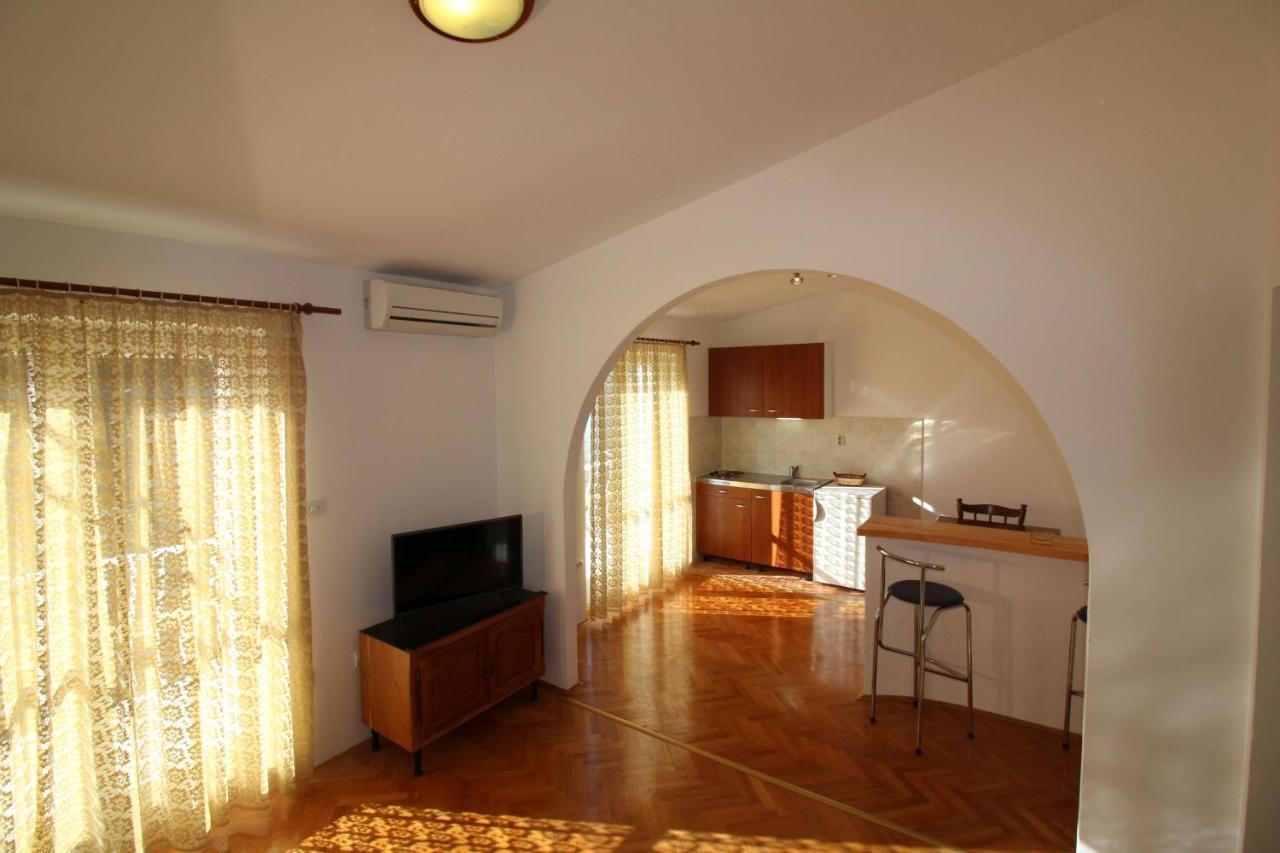 Makarska Centre & Free Private Parking Appartement Buitenkant foto