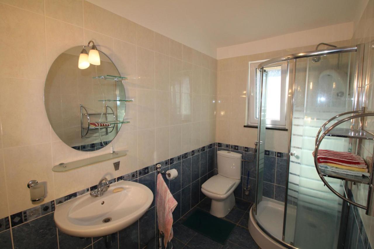 Makarska Centre & Free Private Parking Appartement Buitenkant foto