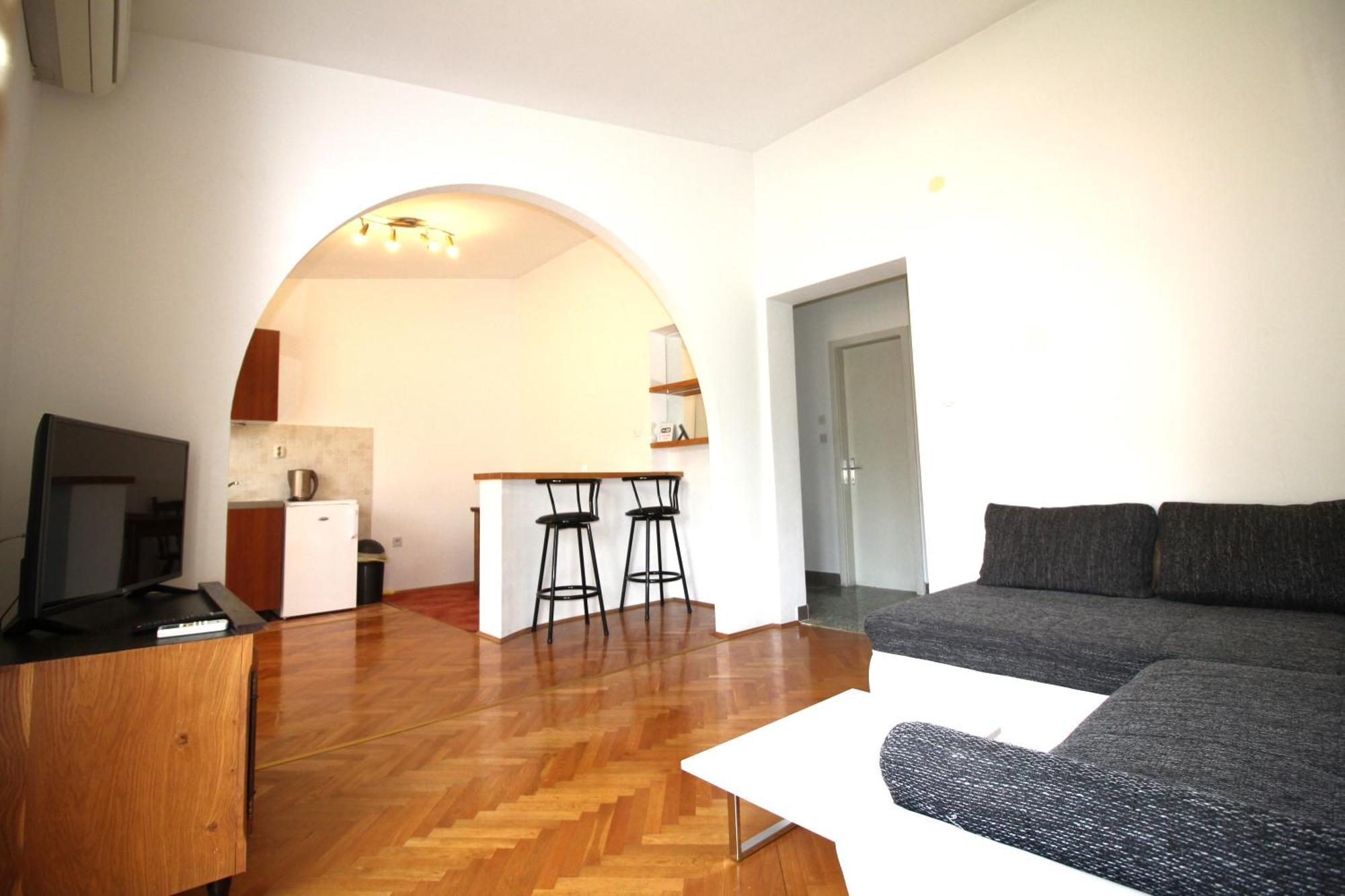 Makarska Centre & Free Private Parking Appartement Buitenkant foto
